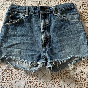 Vintage Levi’s 90 era cut off blue jean shorts size 3